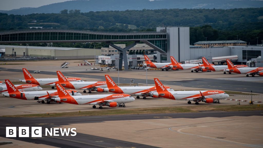 EasyJet expecting to run full schedule despite Gatwick strike