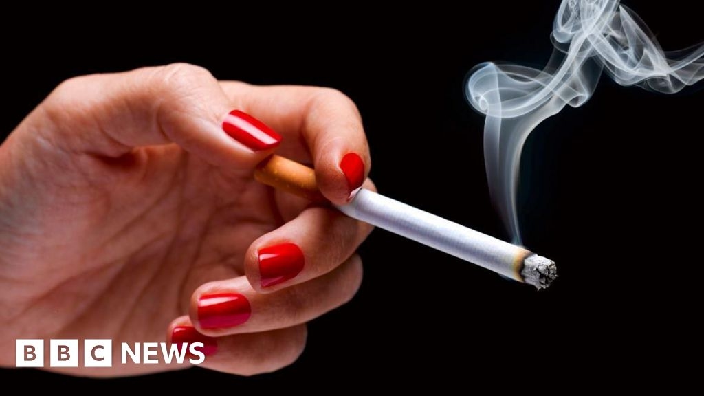 Wolverhampton smoking scheme extended after first year success