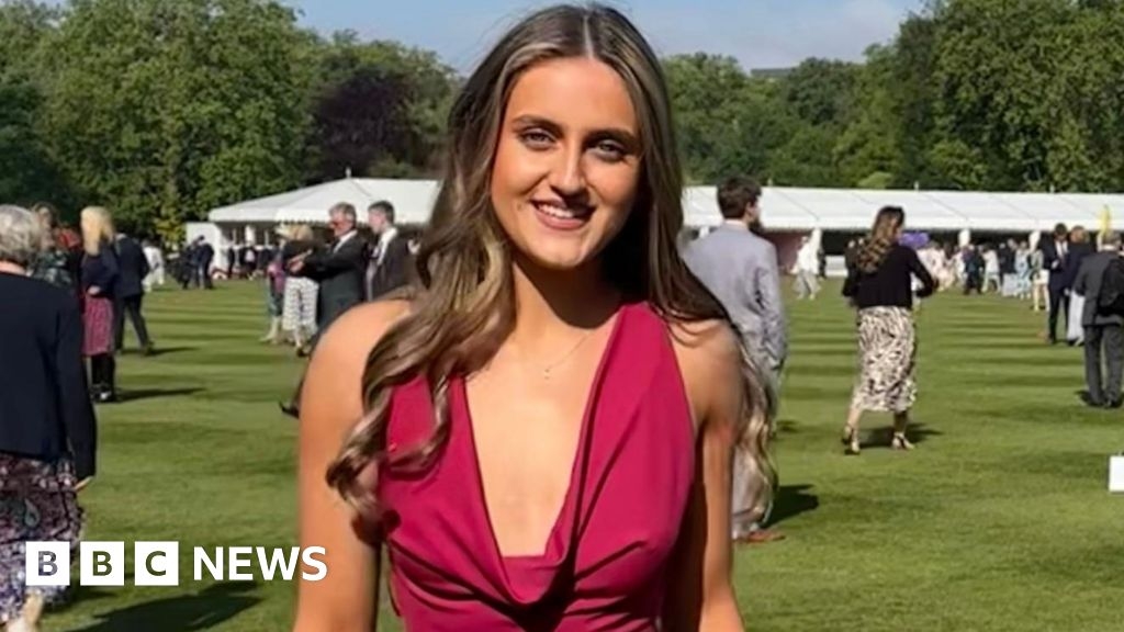 Teenager completes DofE award after learning to walk again