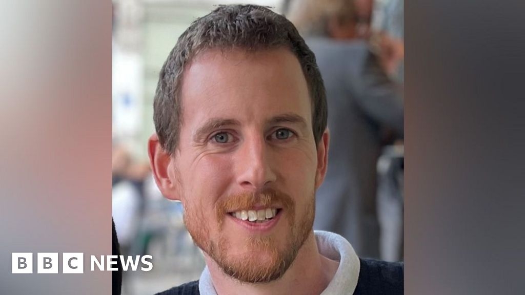 Fresh appeal week after officer is hurt in Stoke Poges crash