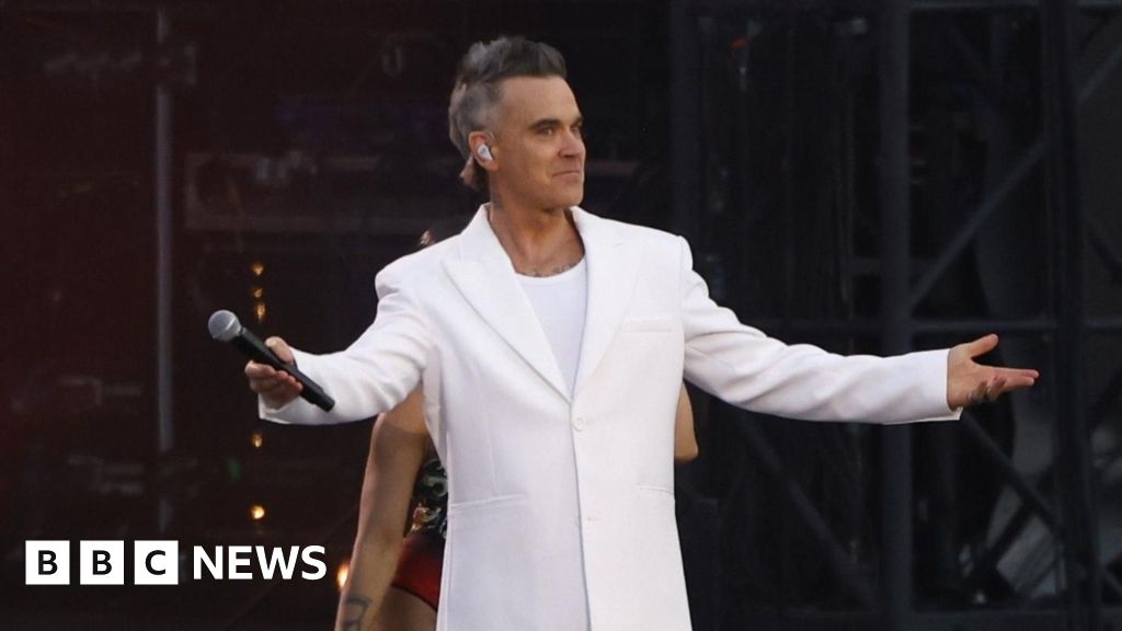 Robbie Williams in Bath: Road closures and weather