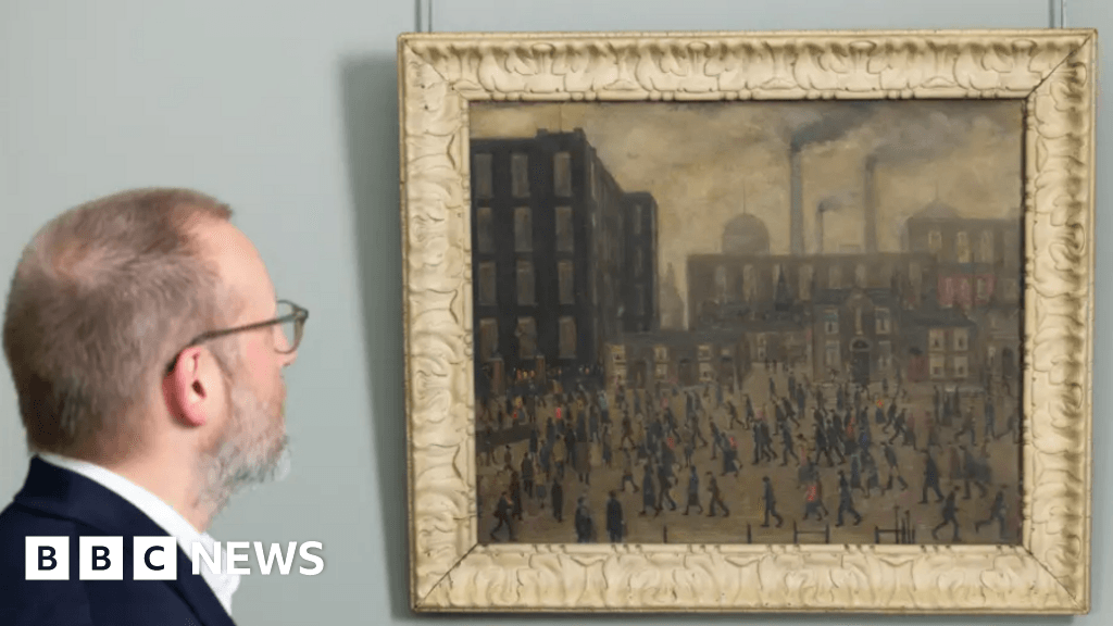 Lowry painting sold by painter for £10 makes £800k at auction