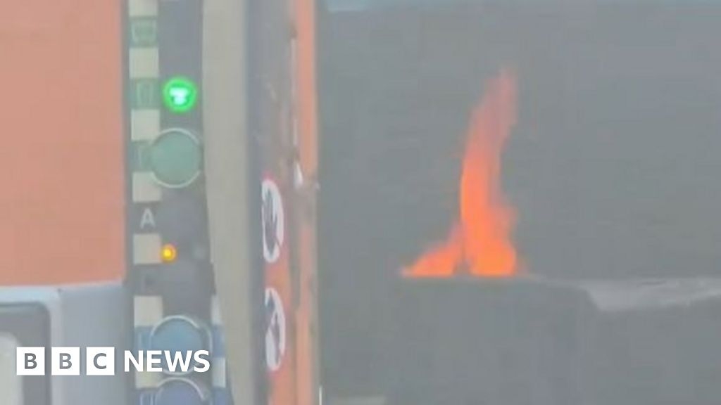 Vapes and batteries plea by Slough council after bin lorry fire