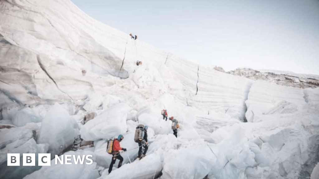 Mount Everest: Nepali sherpa breaks own record with 31st summit