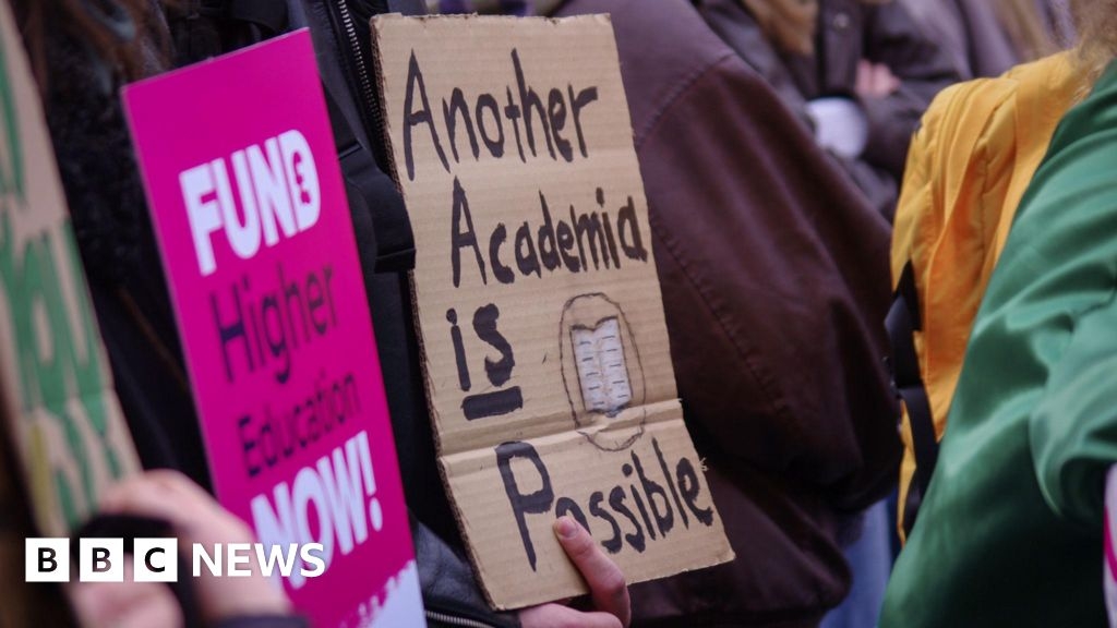Four in 10 universities face financial challenges