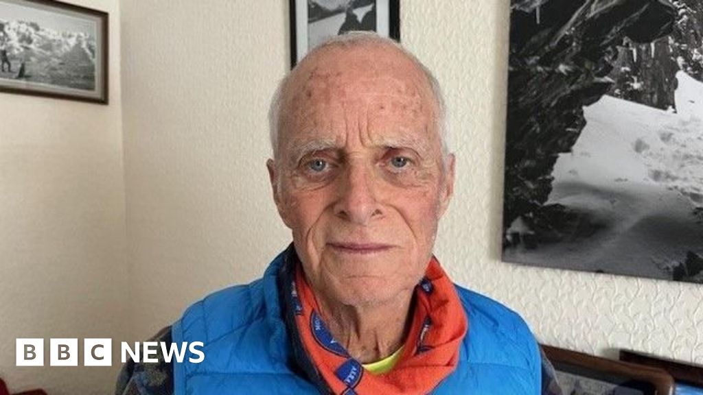 David 'Heavy' Whalley: Tributes paid to mountain rescue 'legend'