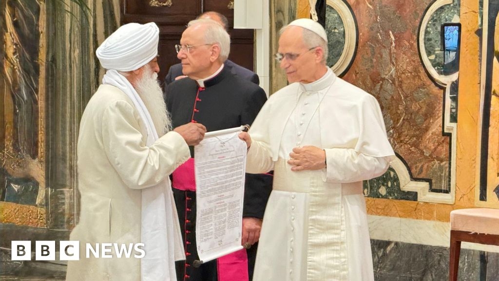 Sikh delegate from Birmingham meets Pope Leo XIV