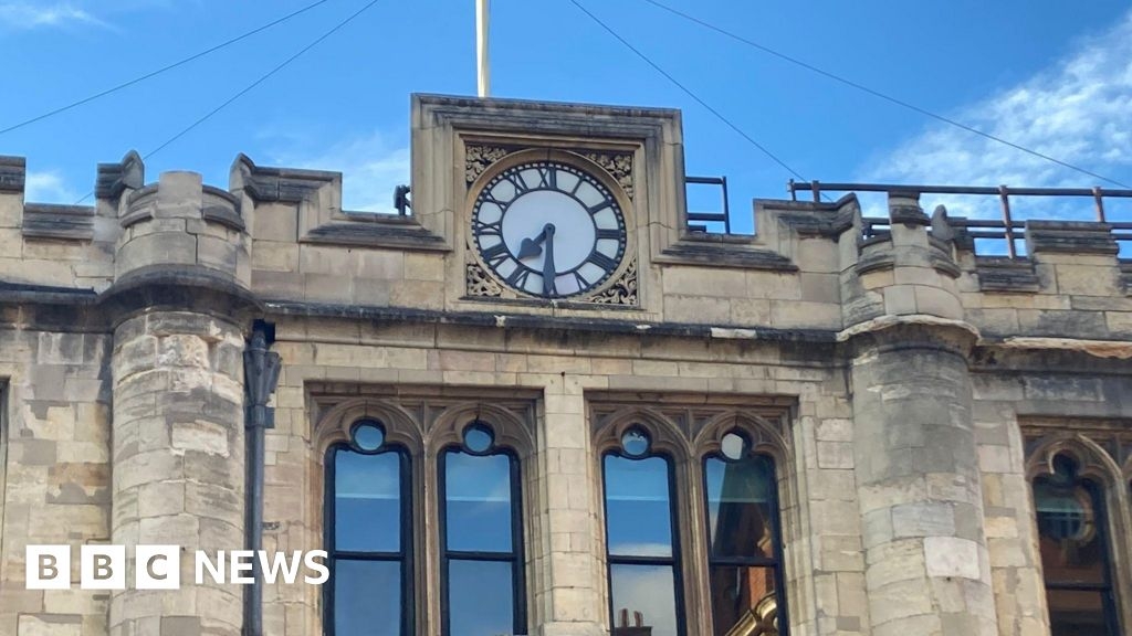 Lincoln's Stonebow clock ticks again after year of silence