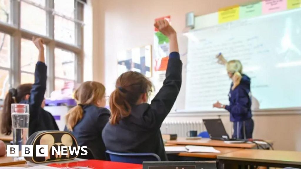 Maths standards in Wales too low, says Estyn in report