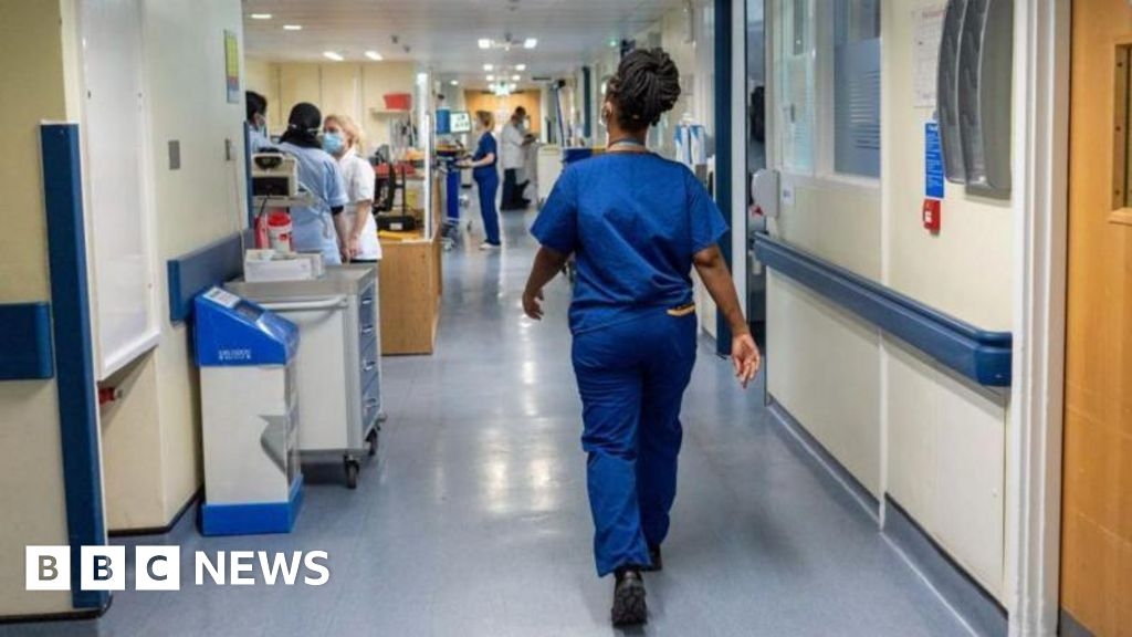 Cardiff University 400 job cuts 'threaten supply of nurses'
