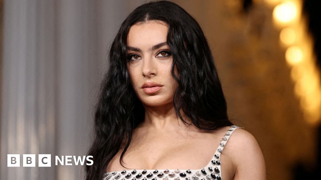 Belsonic: Charli XCX, Snow Patrol and Stereophonics among Ormeau Park headline acts