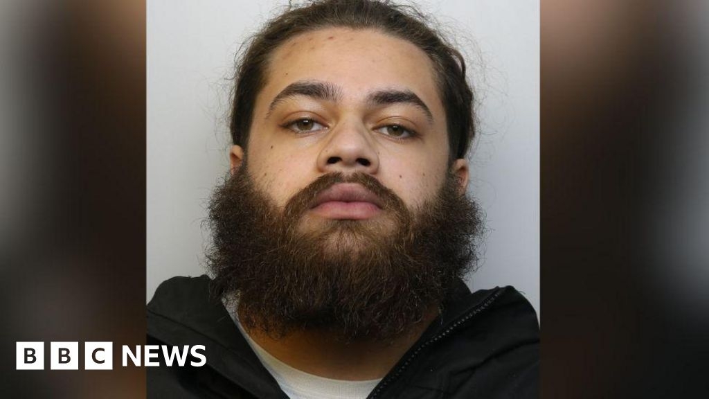 Bristol man Jardel Edwards jailed after gun found in drawers