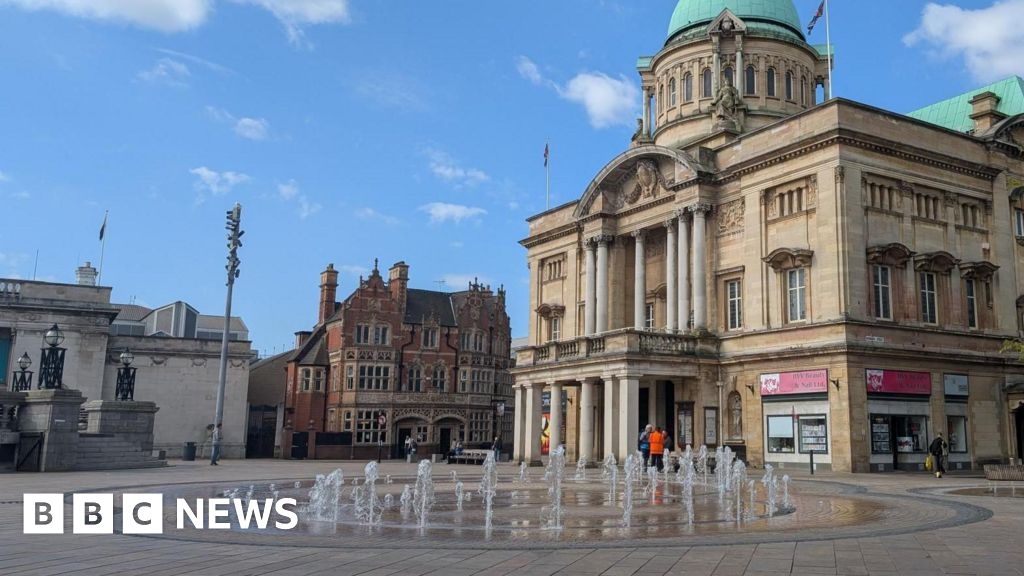 Hull fountains reopen after water safety fears
