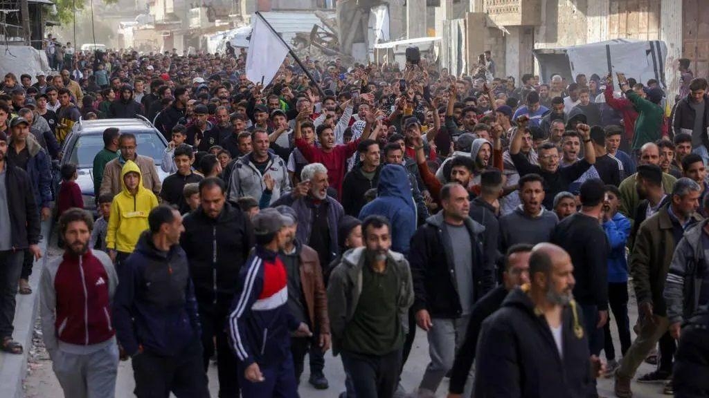 فتح تدعو حماس للاستجابة لدعوات بوقف الحرب والتنحي عن السلطة