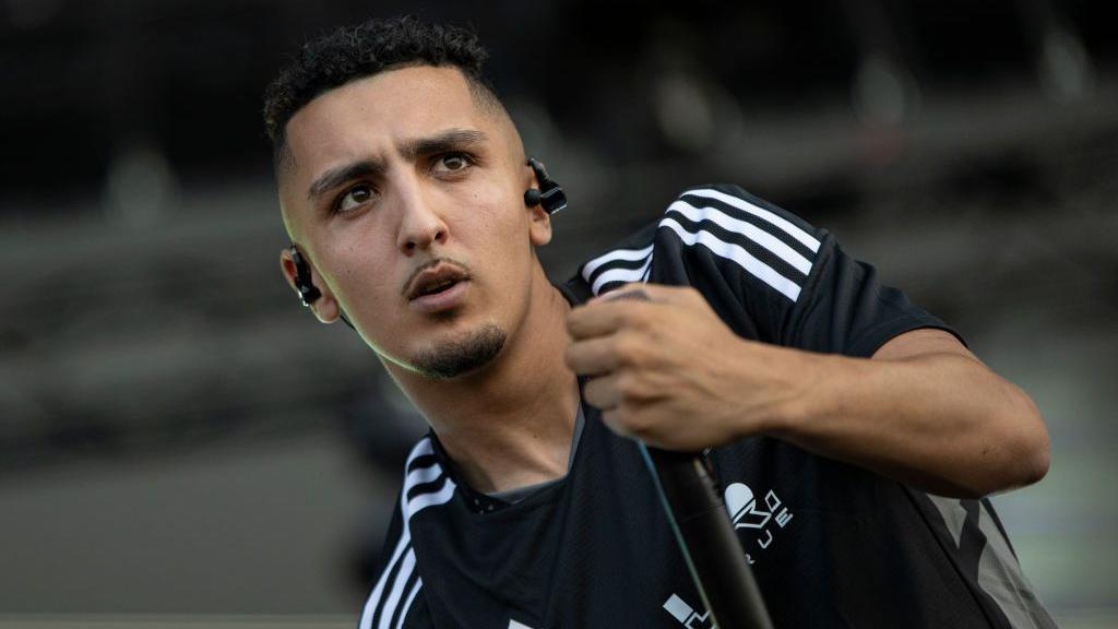 مغنو الراب من أصل عربي في أوروبا: عندما يصنع الحرمان نجوماً