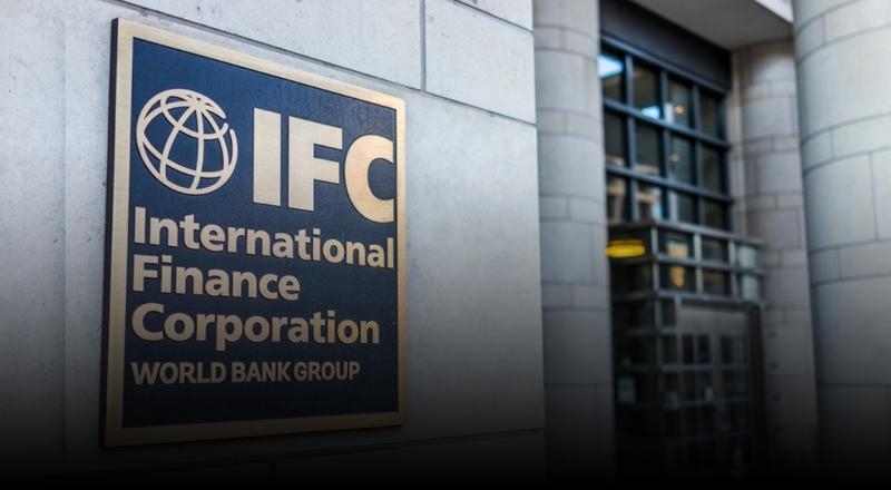 'IFC' تقرر تمويل مشروع البولي سيليكون بـ'عُمان' رغم اعتراض أمريكا