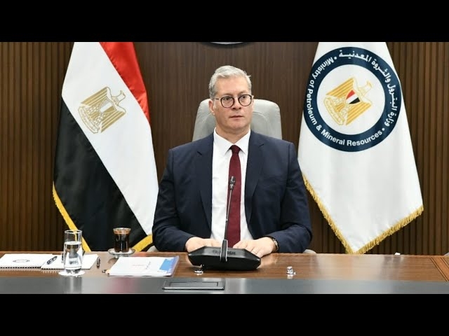 وزير البترول: توقيع 12 اتفاقية بإجمالى استثمارات 631 مليون دولار