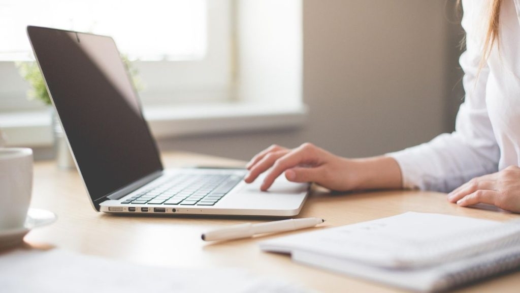 What Makes a First-Time Offer Actually Convert?