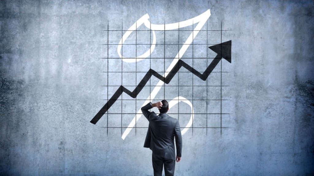 Fed Holds Rates Steady at 4.25%–4.5%