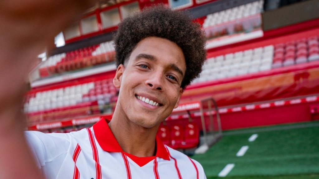 Official: Axel Witsel joins Girona on a free transfer