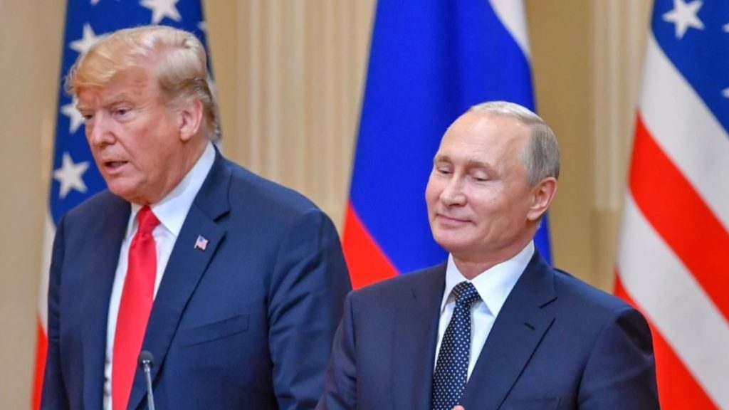 Trump's one-on-one meeting with Putin no longer happening, instead turning into high-stakes three-on-three: Report