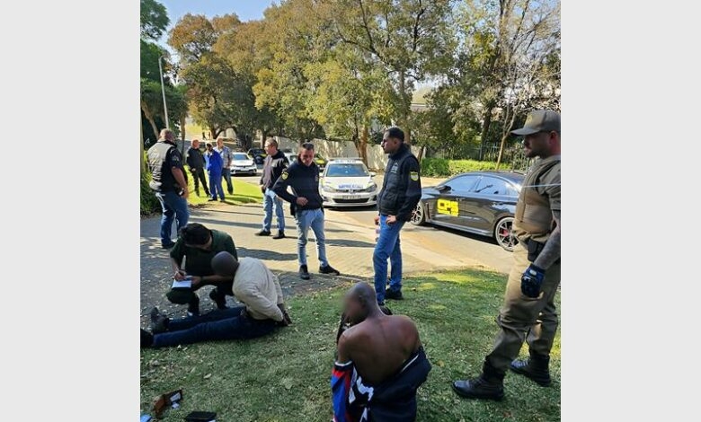 Brazen home invasion in Johannesburg South: 2 armed robbers nabbed