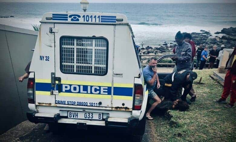 One-legged man steals cop car from Umhlali SAPS in KZN