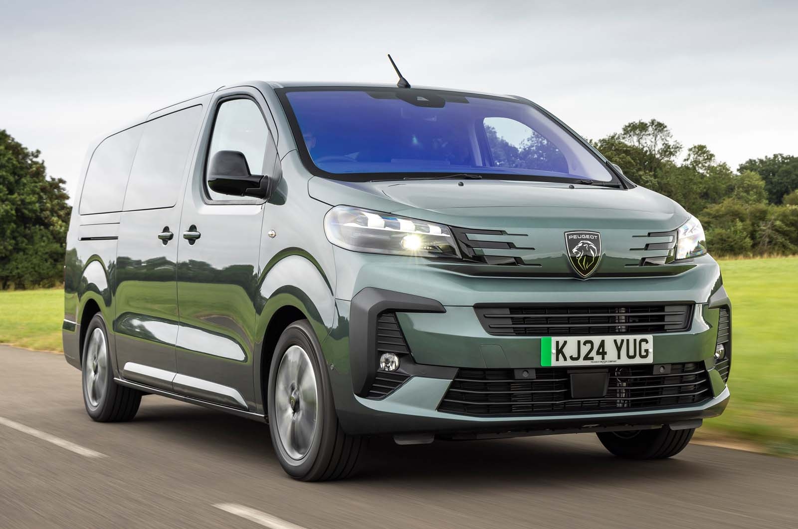 Peugeot E-Traveller review