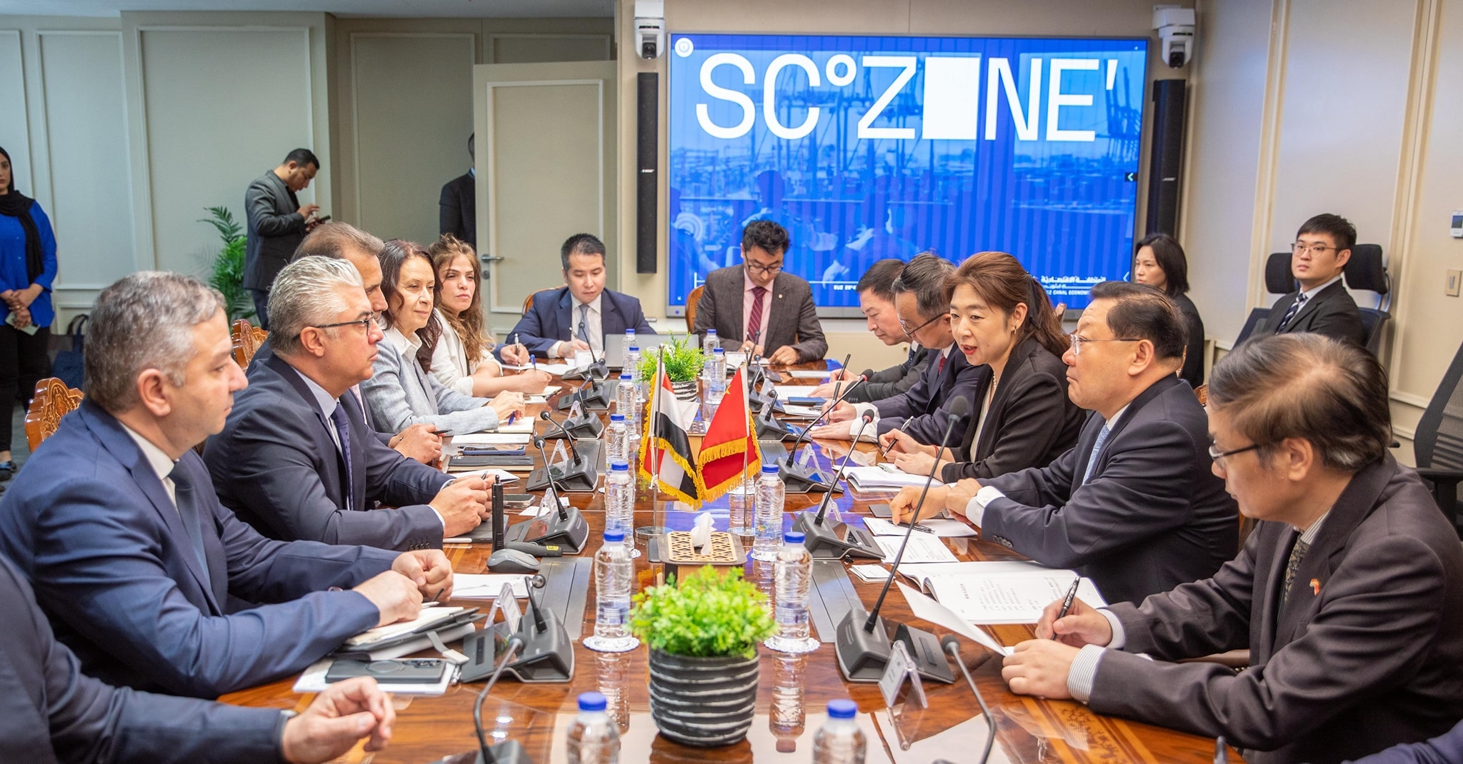 Egypt's SCZone Chairperson, Guangdong Governor discuss deeper cooperation