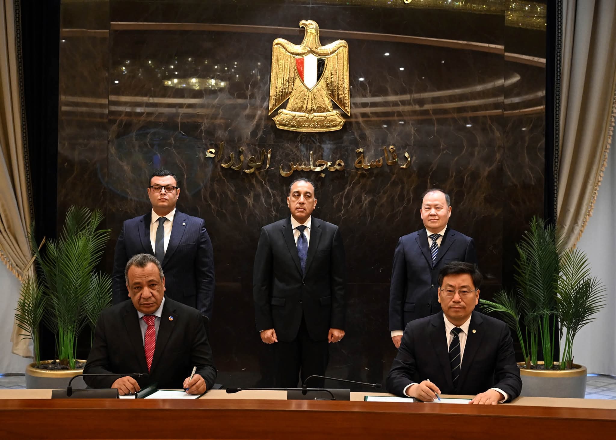 Madbouly witnesses alliance signing between Arab Contractors, China's CSCEC