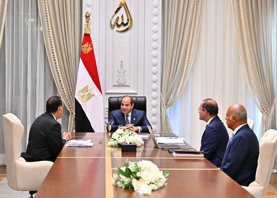 Egypt achieves record primary budget surplus of EGP 629bn despite sharp fall in Suez Canal revenues