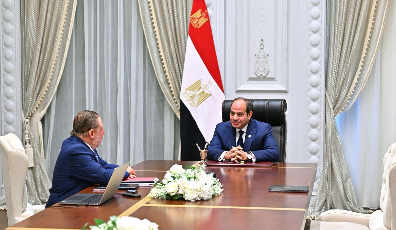Egypt's Al-Sisi meets central bank chief, calls for continued efforts to increase dollar inflows