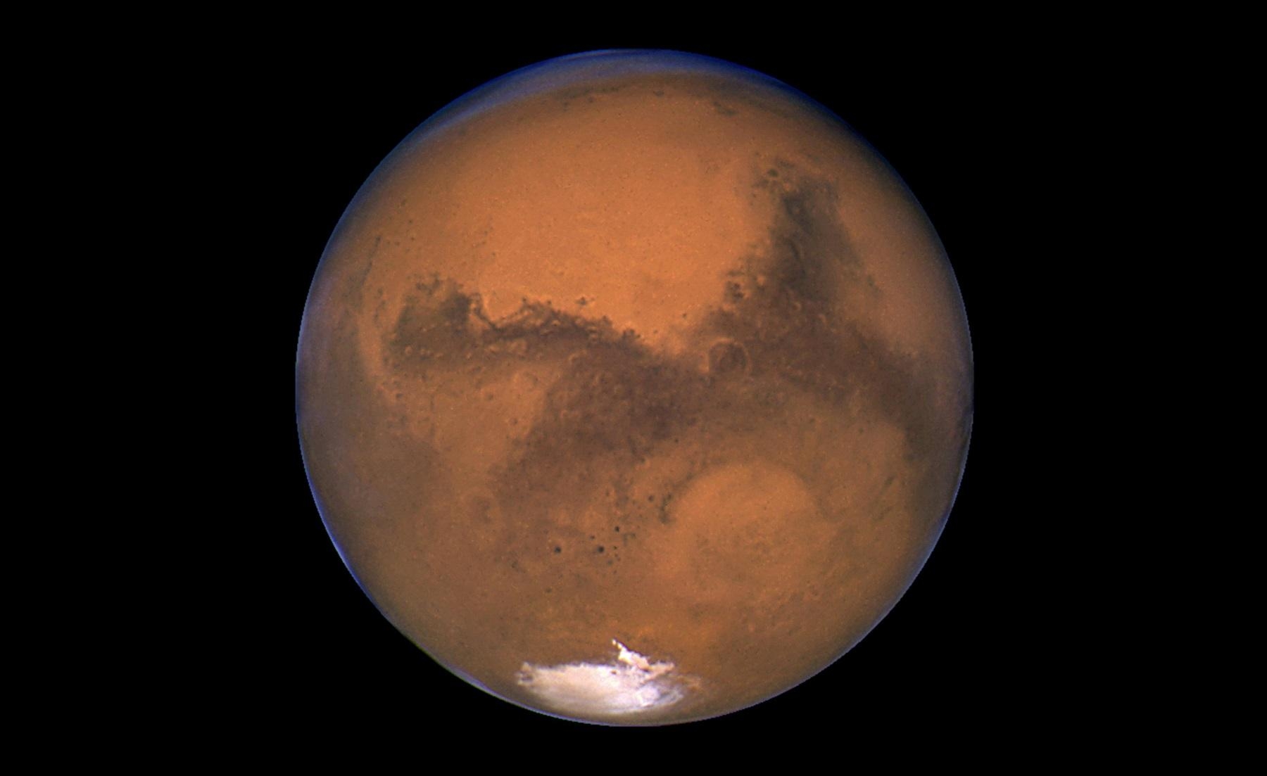 NASA rover observes aurora on Mars in visible light for first time