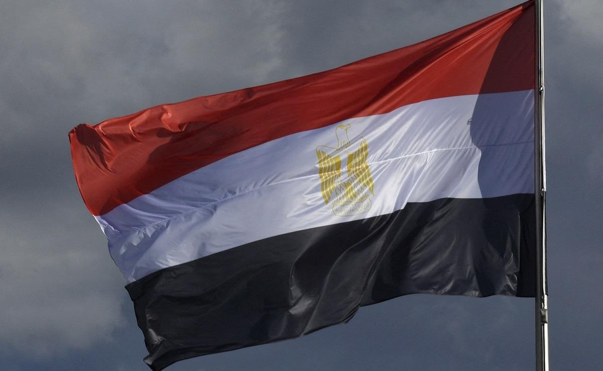 Four die as vessel capsizes in Suez Gulf; three still missing