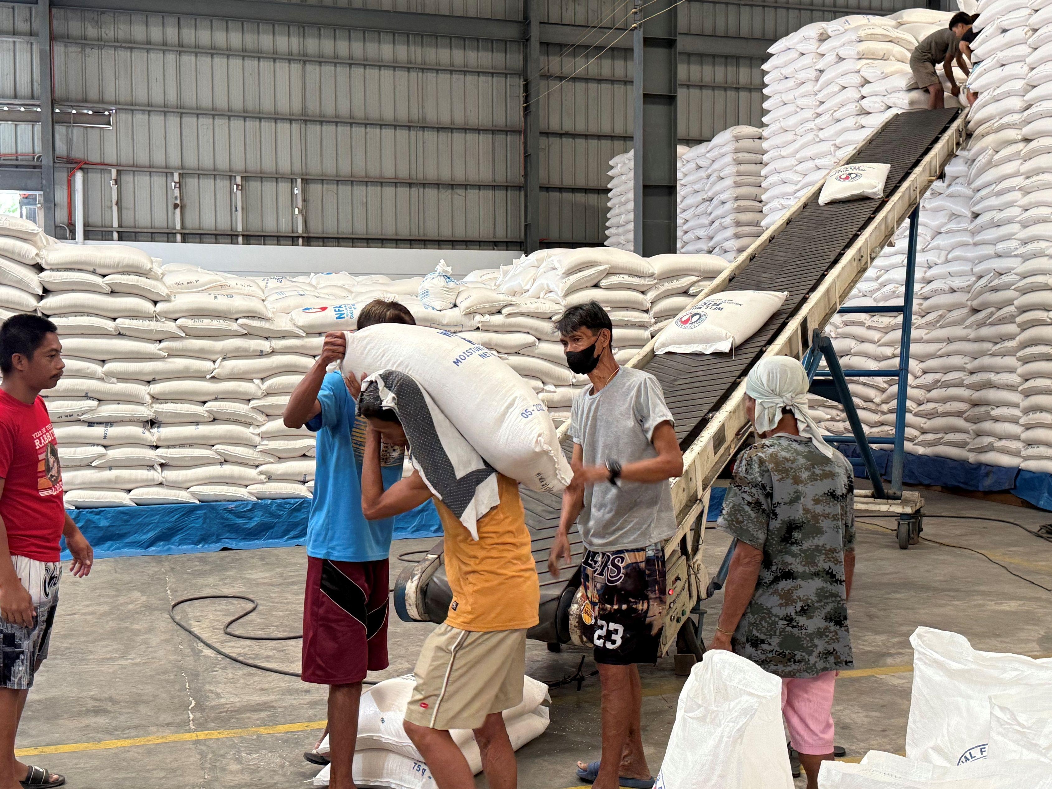 DA: Most of minimum wage earners in P20/kg rice program from Bicol