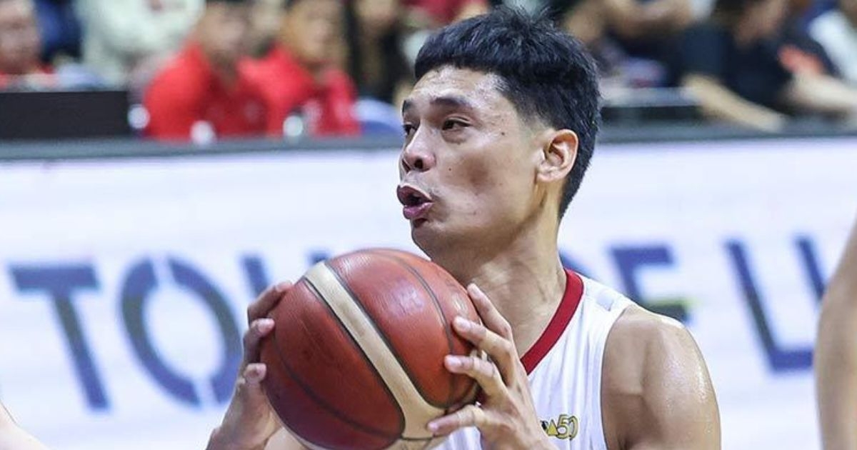 Japeth Aguilar delivers game-winner for Barangay Ginebra in escape vs Blackwater