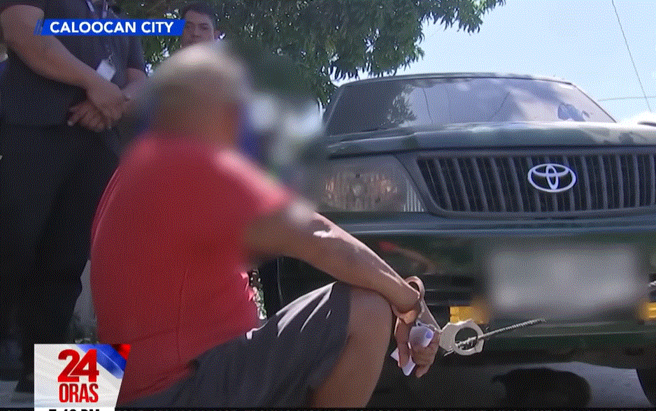 Man handcuffs self to tow truck cable during MMDA's towing ops