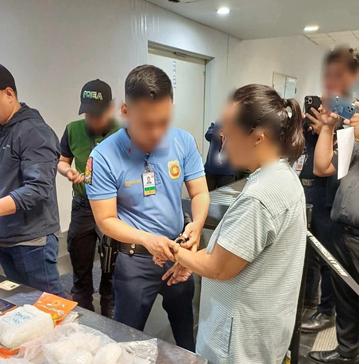 Woman arrested at NAIA 3 for attempting to transport illegal drugs