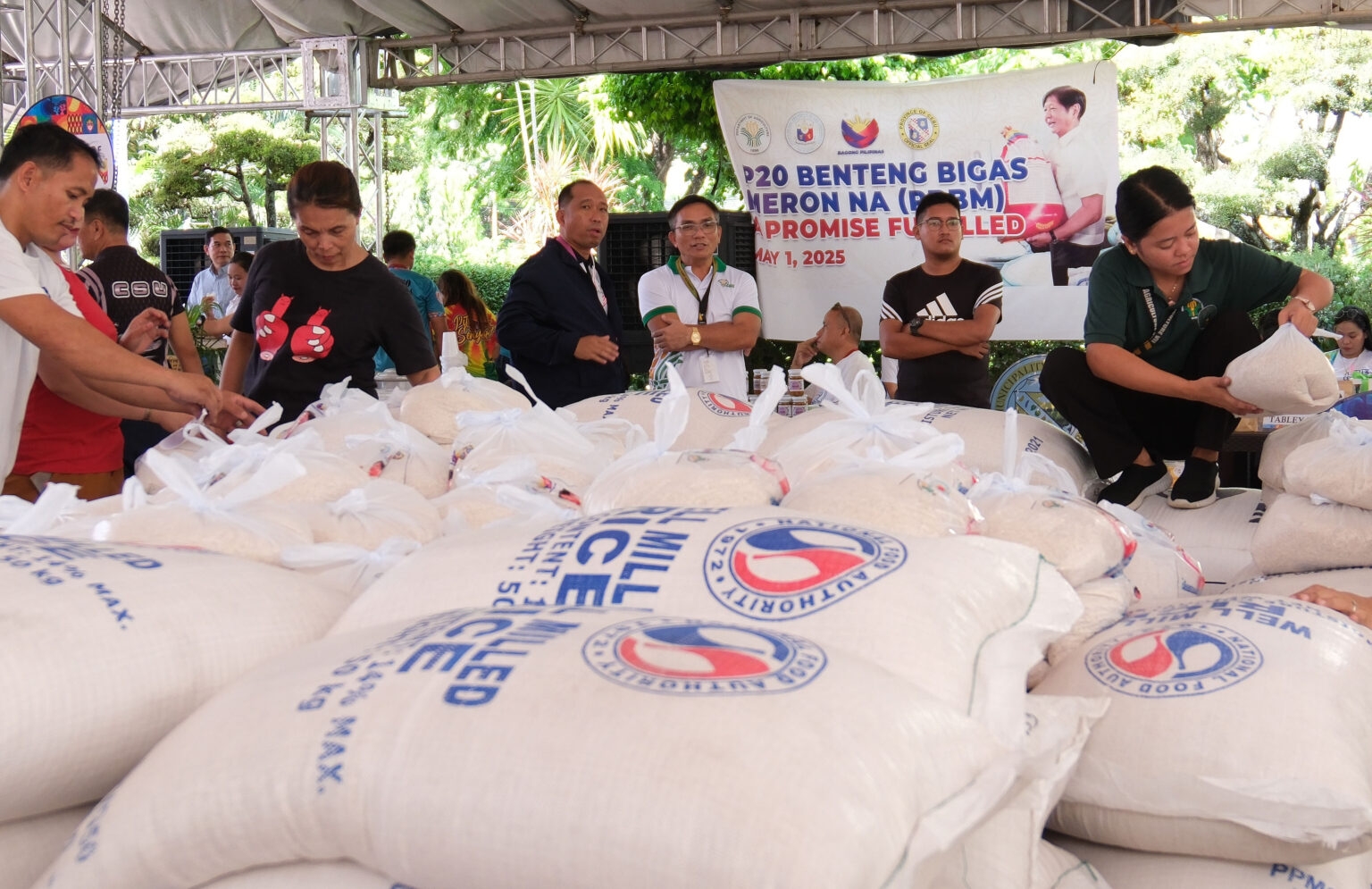 DA, DOLE to include minimum wage earners in P20/kg rice program