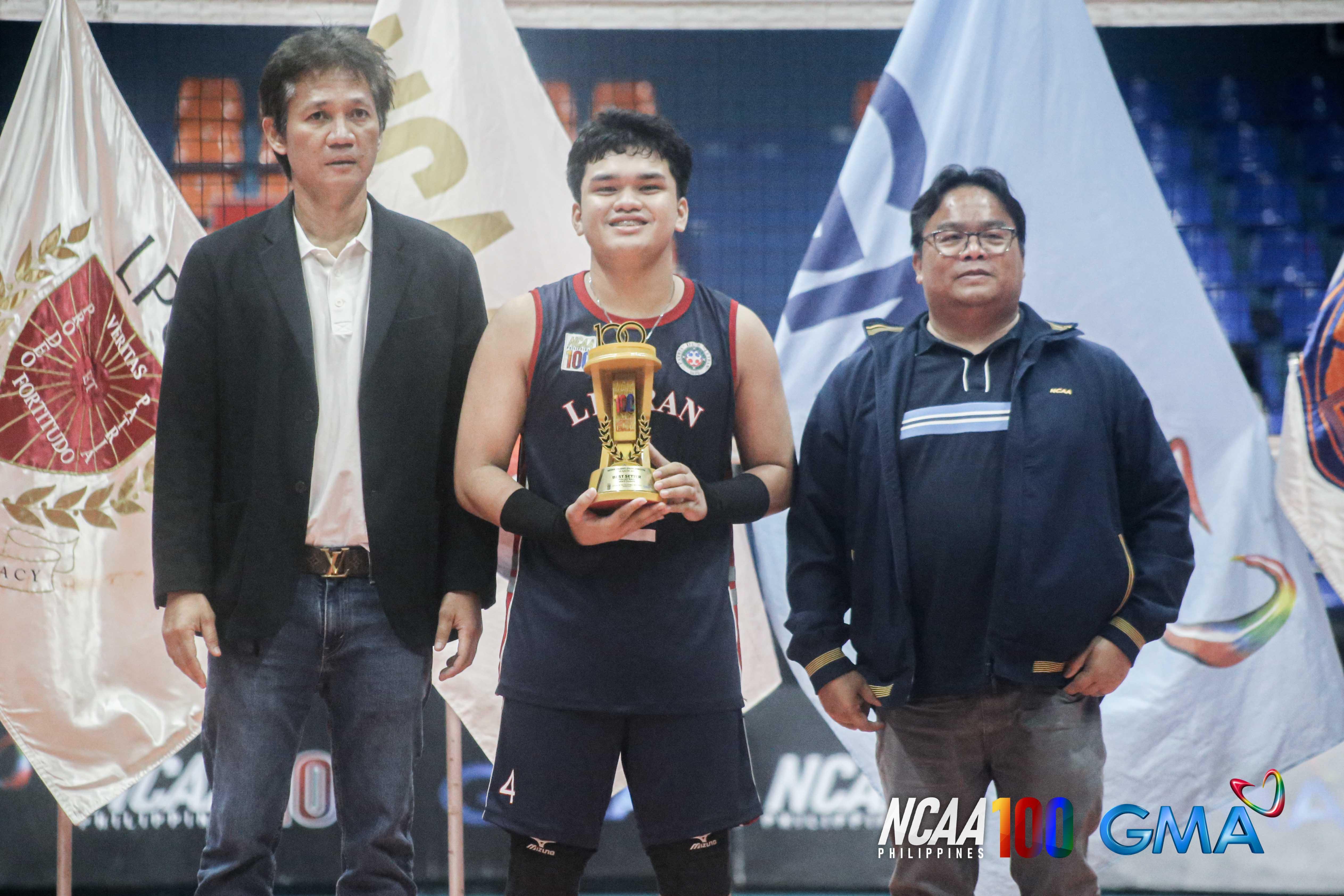 Letran's Wayne Araño joins list of NCAA's top setters