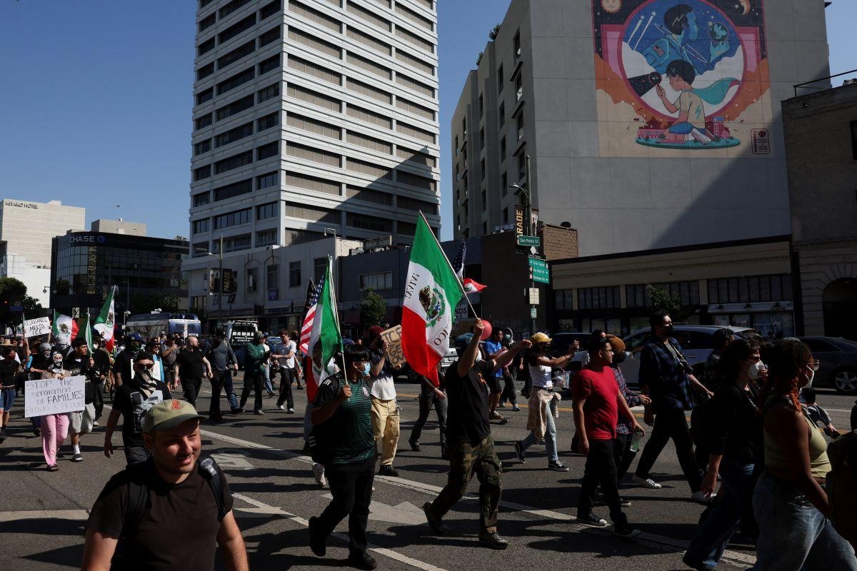 US Marines arrive in LA on Trump's orders as immigration protests persist