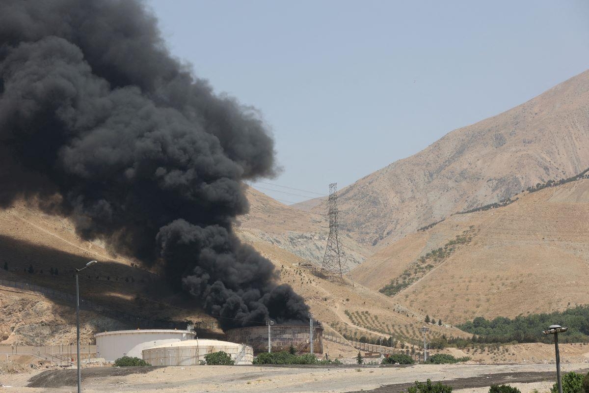 Trump says everyone should immediately evacuate Tehran