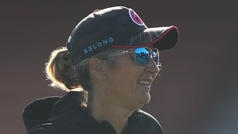 England bring in former captain as head coach of the women's side