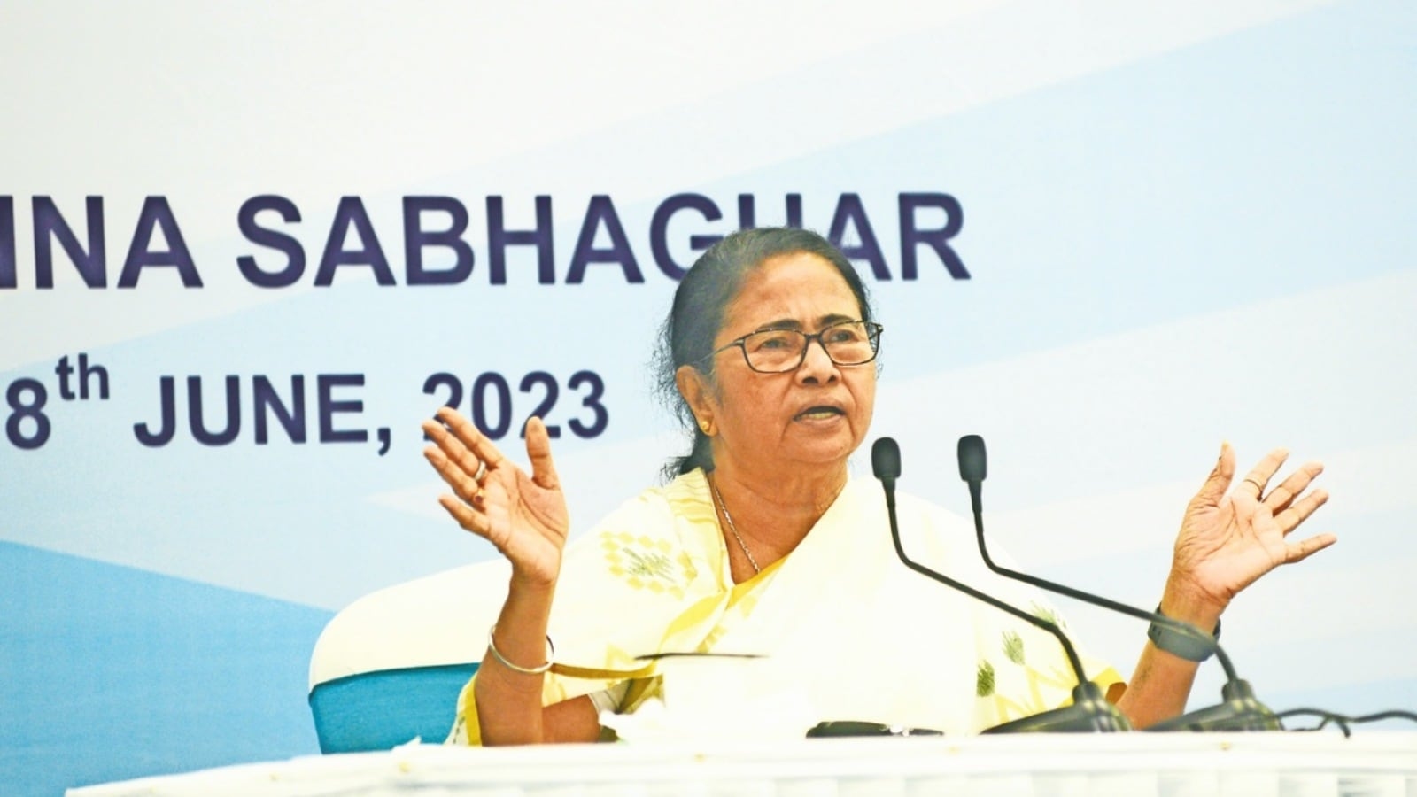 Mamata warns: ‘Without knowing details, don't fill any ECI forms for SIR'