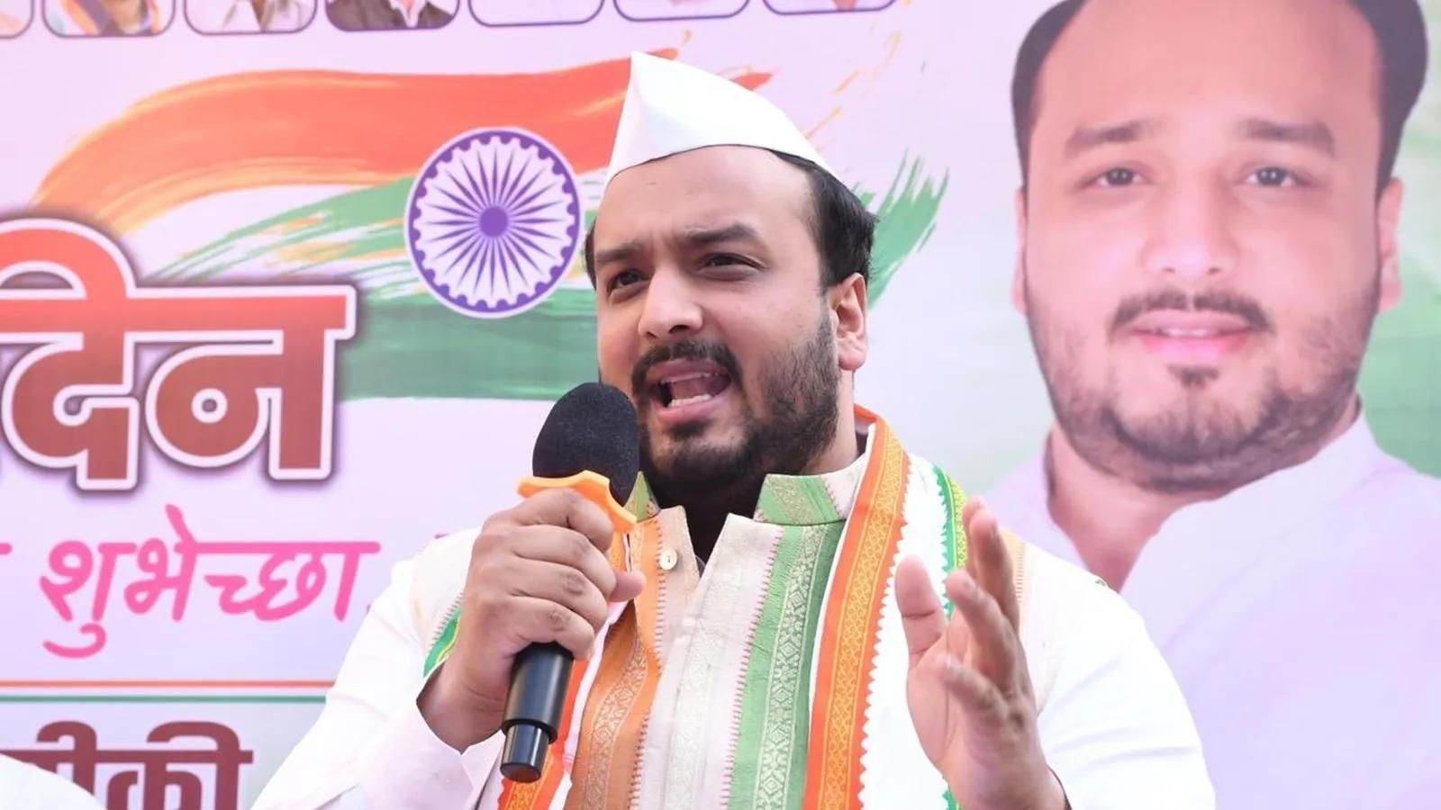 Mumbai crime branch takes over Zeeshan Siddique threat mail case