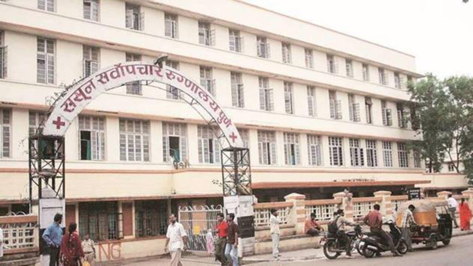 Dr Ajay Taware, accused in Pune Porsche car crash case, held in Ruby Hall Clinic kidney transplant ‘malpractice' case