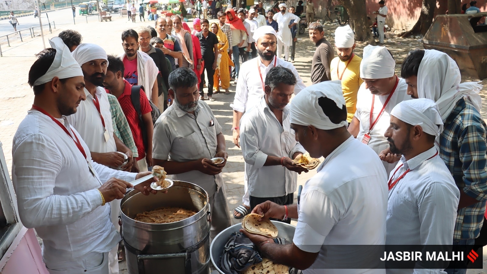 Puri, halwa and dignity: Bhandaras offer a glimpse of the sacred, as well as food security