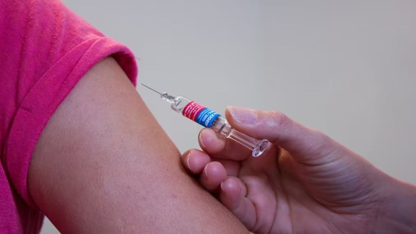 Shingles vaccine lowers heart attack risk for 8 years, says new study: Here's what it means for you