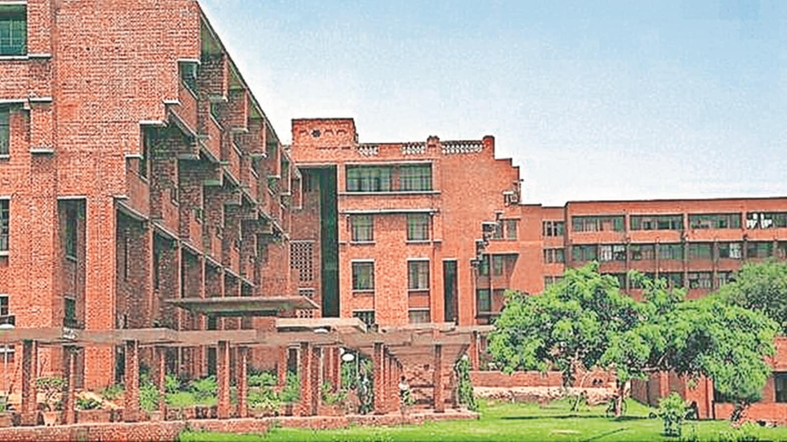 JNU begins PG, ADOP admissions for 2025-26 academic session