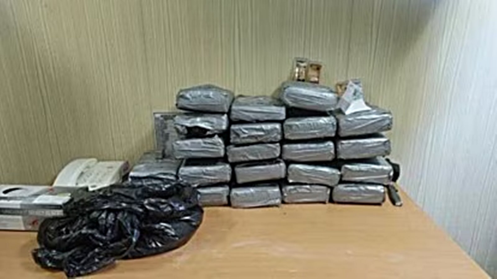 Bag of marijuana worth Rs 63,000 recovered from Puri-Ahmedabad train